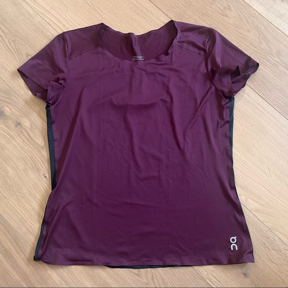 On Running Performance Tee XS